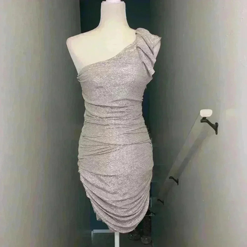 Express gold ruched one shoulder dress size 4 - Picture 2 of 8